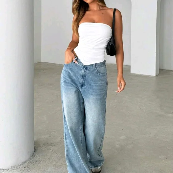 Siren Gaze Asymmetrical Hemline Strapless Top, Casual Asymmetrical, Ruched - Picture 4 of 6